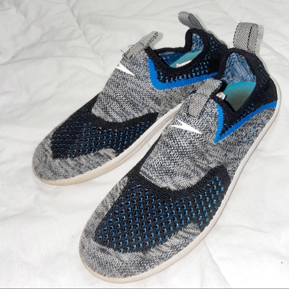 Speedo Boys water Shoes in multi color for Beach